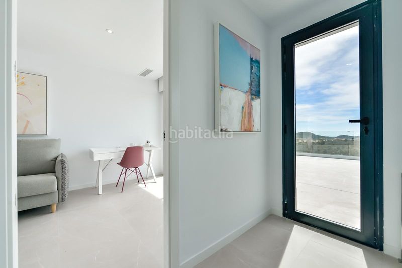 Foto 743657ae-4869-42da-a137-ce8b243f5142. Àtic amb aparcament piscina a balcón de Finestrat-terra marina Finestrat