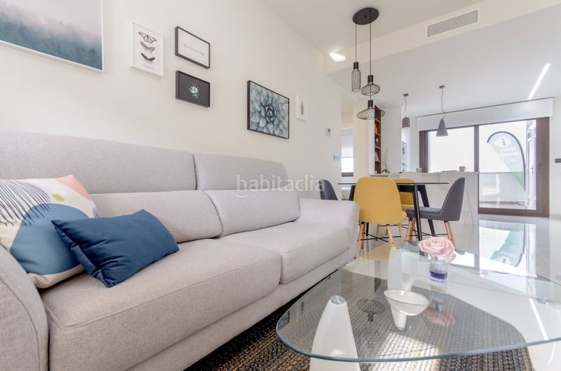 Foto 1be335fb-6064-4949-b1fb-847d6645efb1. Casa amb aparcament piscina a Los Balcones-Los Altos Torrevieja