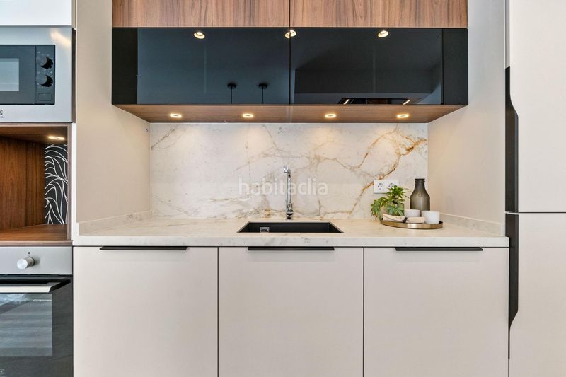 Foto 14722493-cdb9-4446-83f9-243a9d064324. Casa adossada amb aparcament piscina a Benijófar