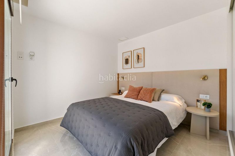 Foto 7b008d3c-dfc8-4dac-a066-6dcf0052a5a7. Casa adossada amb aparcament piscina a Benijófar