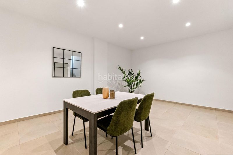 Foto dcafa6d5-cee5-4861-ae88-34fb1916cc85. Casa adossada amb aparcament piscina a Benijófar