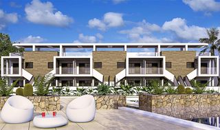Haus in Mil Palmeras. Bungalow de planta alta de 2 dormitorios con solarium privado en