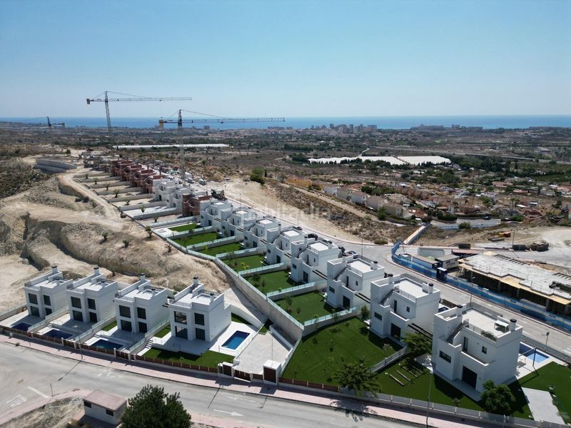 Foto d052e5c0-abd7-4561-92b4-c2225ee71db5. Xalet amb aparcament piscina a Bonalba-Cotoveta Mutxamel