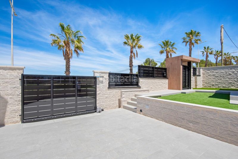 Foto c88bcd4a-6345-428b-894b-17dadf08360a. Xalet amb aparcament piscina a Algorfa