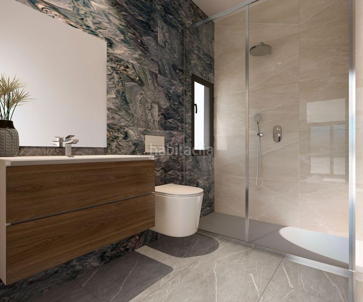 Foto 8ad782cc-e6a7-45e5-8a8e-0de19ff398ec. Xalet amb aparcament piscina a La Marina Elche / Elx