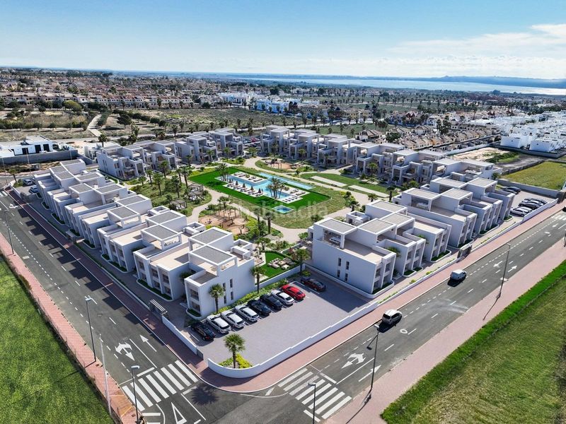 Foto 721b1664-676d-4520-bb5f-5792de25e48a. Ático bungalow de planta alta de 2 dormitorios con solarium privado a la venta en ciudad quesada en Rojales