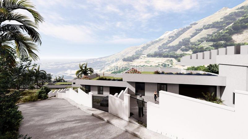 Foto 04a94e8b-2621-4efe-adc5-9ac7e042ec71. Casa aparellada amb aparcament piscina a Altea la vella Altea