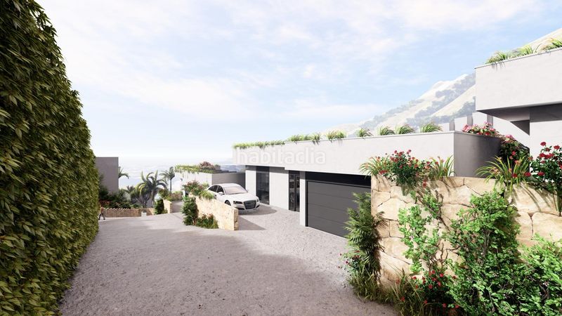Foto 50c675f8-ea36-4eca-a5e4-4b599f343415. Casa aparellada amb aparcament piscina a Altea la vella Altea