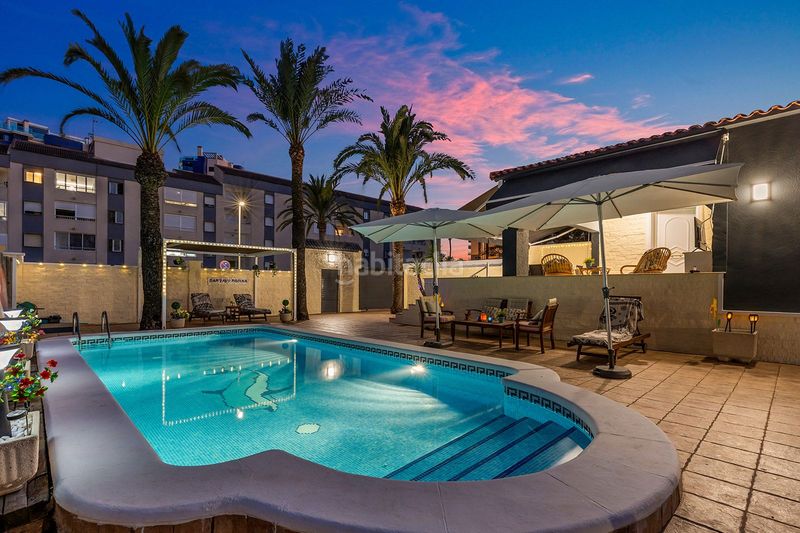 Foto 7dd523d1-9b30-47f9-a535-cad20f0ed4bf. Chalet en Punta Prima Torrevieja