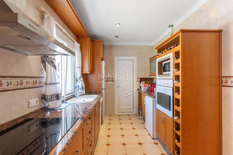 Foto ef6ff0a7-ec11-421f-8397-629202d6ca34. Chalet en Punta Prima Torrevieja