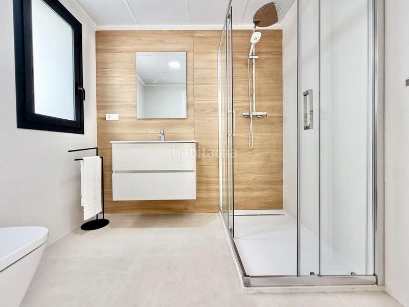 Foto bae6387e-ccb4-4221-9418-12eb782d4bd2. Casa adossada amb aparcament piscina a Cox