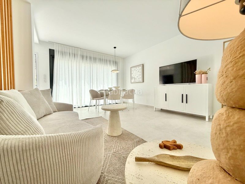 Foto cebd388d-bceb-45ff-a985-9e4fd0d959e8. Casa adossada amb aparcament piscina a Cox