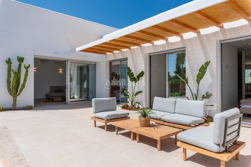 Foto 42acc0d7-5695-4a6c-bcd5-5dd1689efe57. Xalet amb aparcament piscina a Benijófar