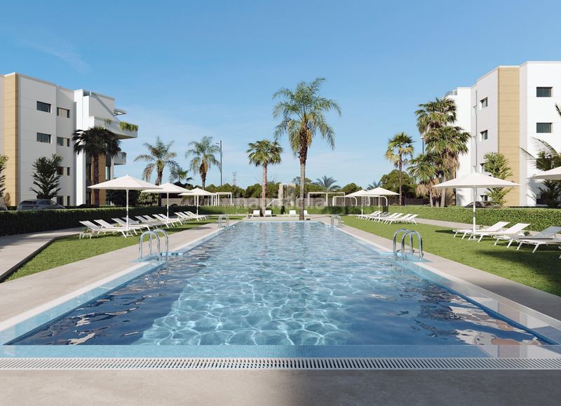 Foto 79bf332a-b81d-4f00-8953-8fea9f33b566. Apartament amb aparcament piscina a Mar Menor golf Torre - Pacheco