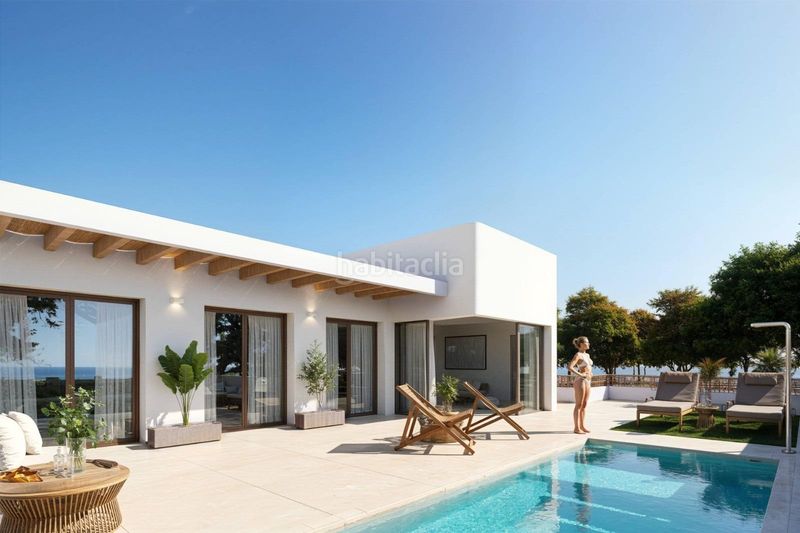 Foto c7ea5e62-f384-4eeb-a562-88dafeda4855. Casa adossada amb aparcament piscina a Dolores