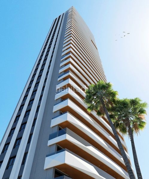Foto ba15be5d-d9e4-4734-8f81-746e9f38c75b. Apartament amb aparcament piscina a Playa Poniente Benidorm