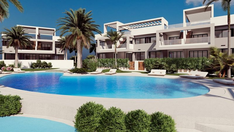 Foto 9f55c0f1-78ce-48a5-9c2f-39805a396017. Casa amb aparcament piscina a Los Balcones-Los Altos Torrevieja