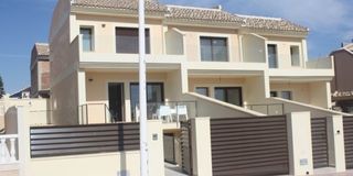 Casa adossada a Los Balcones-Los Altos. Bonito adosado en los altos, torrevieja.