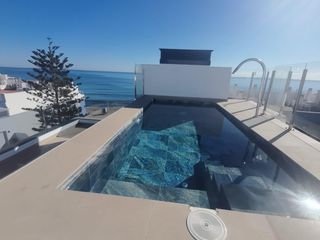 Àtic a Zona Playa de los Locos. Ático llave en mano de 1 dormitorio con amplia terraza a 50m de