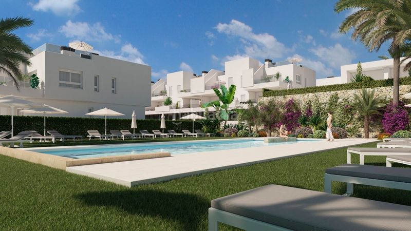 Foto 1d6ade9c-7b64-48d9-afb2-84ae837988fb. Casa aparellada amb aparcament piscina a Algorfa