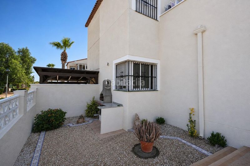 Foto 45a25a5c-960f-4466-bd5e-4a1bfd670f28. Casa adossada amb calefacció aparcament piscina a Algorfa