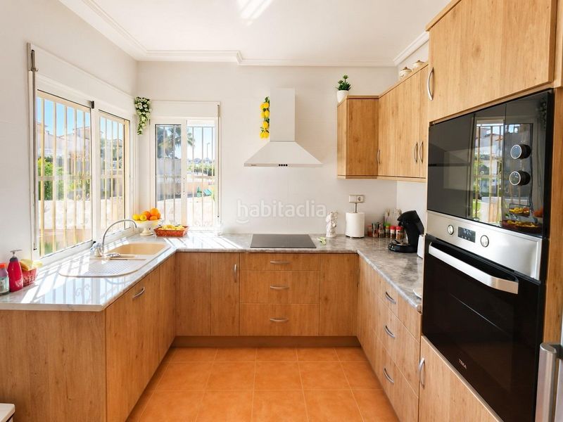 Foto b67a1823-b600-4b65-8783-db32d46b52a0. Casa adossada amb calefacció aparcament piscina a Algorfa