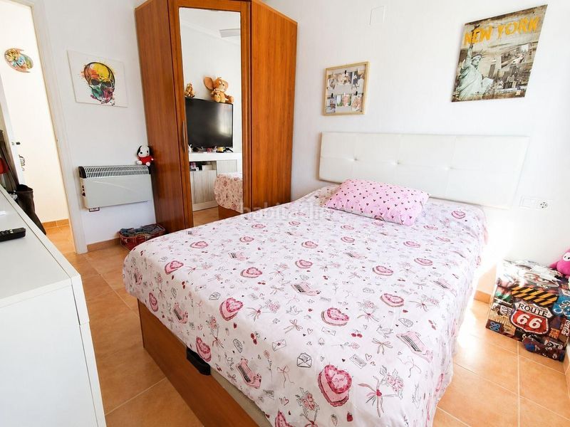 Foto fa7a51df-489e-4e3a-89ff-a1e0f9d82398. Casa adossada amb calefacció aparcament piscina a Algorfa
