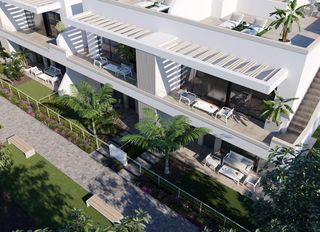 Casa in Mar Menor golf. Bungalow de planta alta de 2 dormitorios con solarium privado a