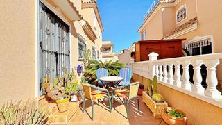 Casa adosada en Villamartín-Las Filipinas