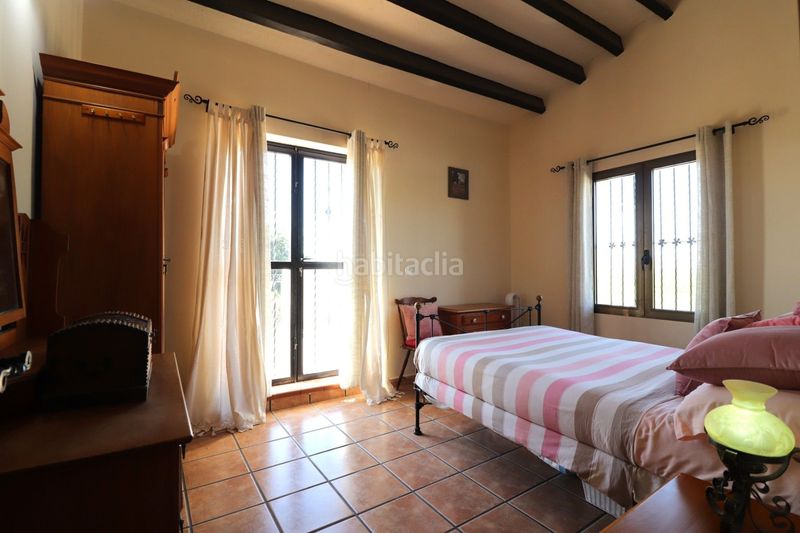 Foto ad86b489-9b9a-49c6-8a08-8b9b2d08fb45. Casa en Albatera