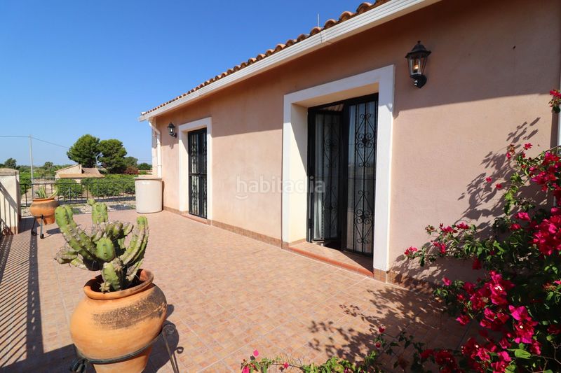 Foto c6d7f138-0c97-4138-ae70-bb0386d59ee4. Casa en Albatera