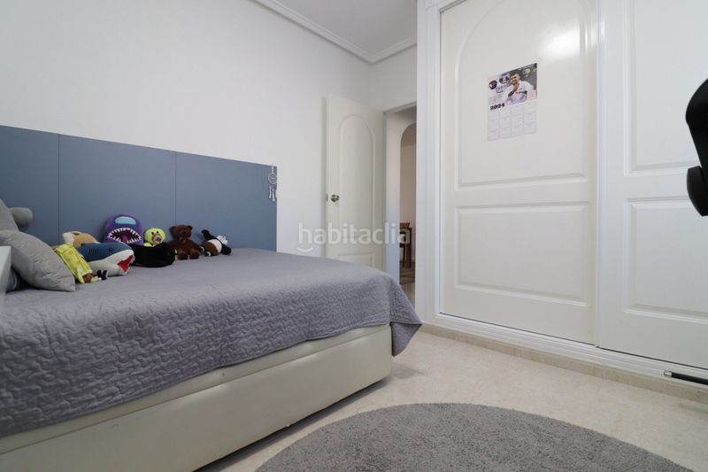 Foto c61288fe-940b-44a5-ad8c-73c64ef0d58e. Xalet amb piscina a Benijófar