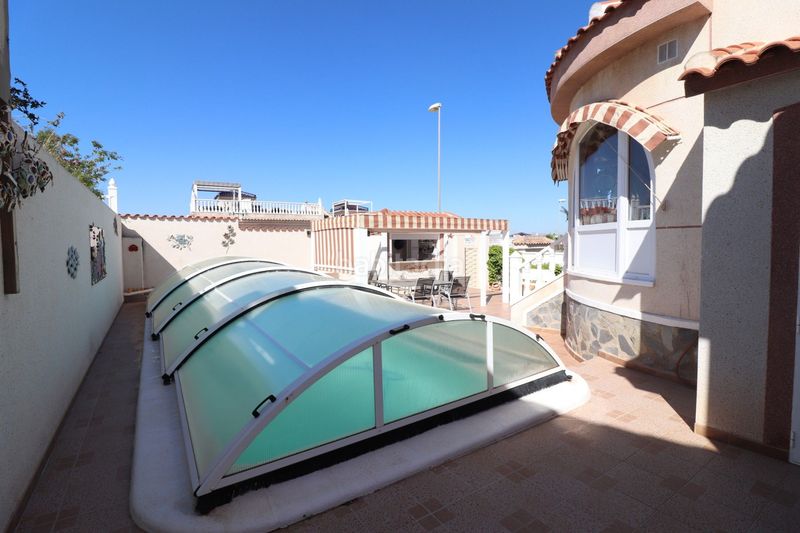 Foto 756b6a20-e7de-4914-9dad-86227577abef. Xalet amb piscina a Benimar Rojales