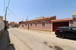 Casa adossada a Benijófar