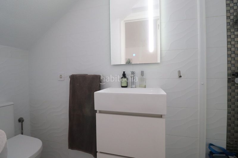Foto f8842e3e-3129-4f0c-841e-29715375cc40. Semi detached house with pool in Benijófar