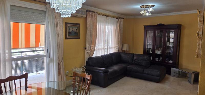 Foto 2e9a9b22-0b47-4327-8d9b-b37124f89882. Piso en calle rodrigo de triana 4 piso de esquina 130m2, piscina, garaje, trastero 449.900€ en Fuengirola