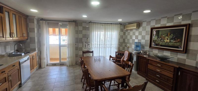 Foto 31e8eb6a-5e86-4c66-8687-6fa2468067d9. Piso en calle rodrigo de triana 4 piso de esquina 130m2, piscina, garaje, trastero 449.900€ en Fuengirola