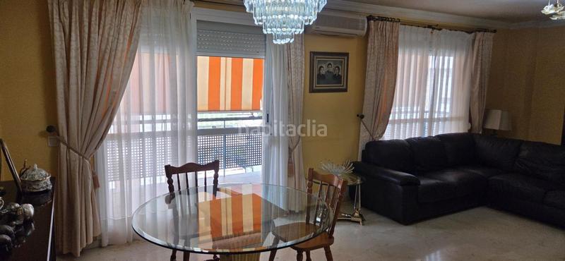 Foto 5094aef4-e9ed-4a74-9c94-684fb2966140. Piso en calle rodrigo de triana 4 piso de esquina 130m2, piscina, garaje, trastero 449.900€ en Fuengirola