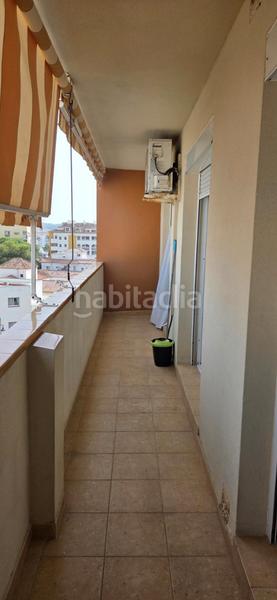 Foto 8cd36971-d621-4e18-a262-2d21863dd5e0. Piso en calle rodrigo de triana 4 piso de esquina 130m2, piscina, garaje, trastero 449.900€ en Fuengirola