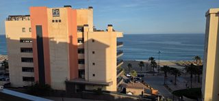Pis a Avenida carvajal 38. 2ª linea de playa fuengirola 3d, garaje ,trastero 445.000€