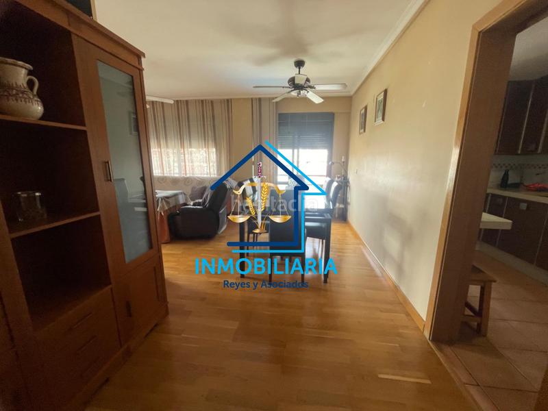 Foto e5704d67-a0c0-4aa0-9d3b-a1a90c5b9e5e. Piso vivienda seminueva lista para entrar a vivir a un paso del vial en Córdoba
