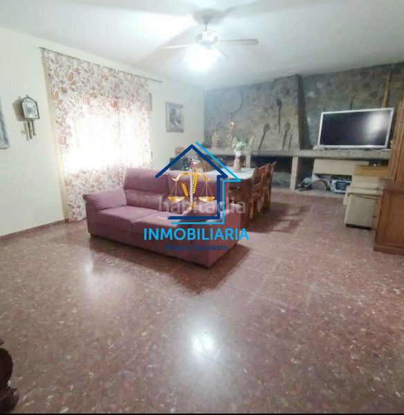 Foto 835aa9f6-fa0c-406c-9ec4-9312483ca3f9. Xalet amb aparcament piscina a Alcolea Córdoba