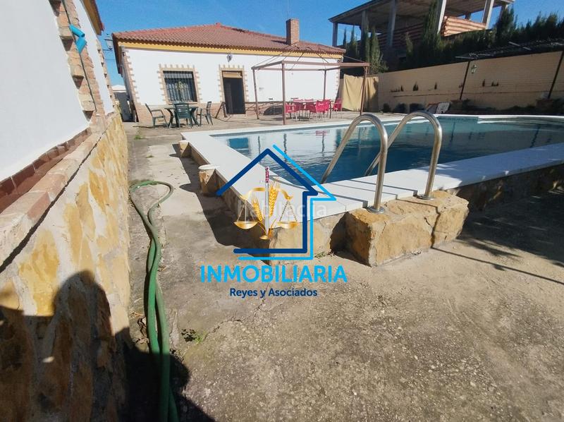 Foto 95cbe269-a6e0-4c27-a4ca-63c9e3fac231. Xalet amb calefacció aparcament piscina a Alcolea Córdoba