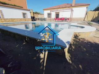 Xalet a Alcolea. Chalet hipotecable en las quemadas