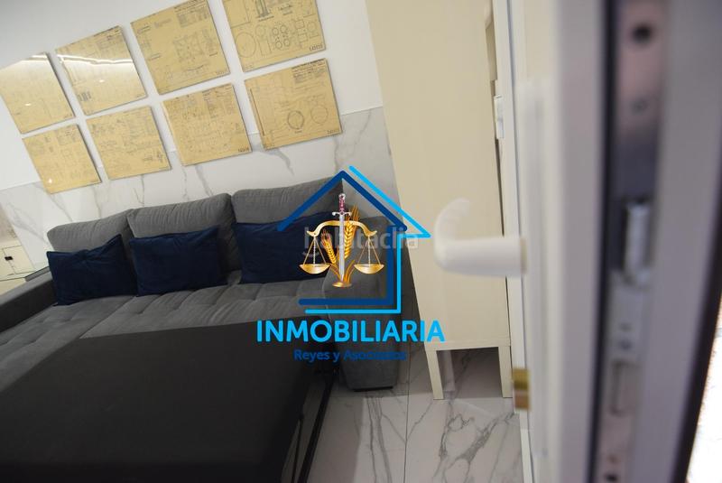 Foto 55a5d3a9-3948-4c98-b50c-0c20ce4921ea. Apartamento apartemento turístico con licencia en vigor en Córdoba
