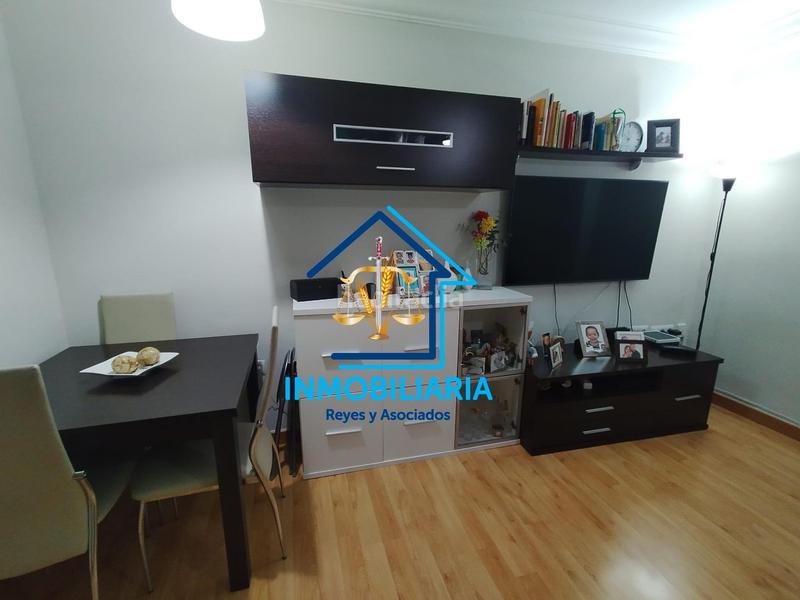 Foto 3b1cb207-575b-4dd3-896c-19668b539b65. Piso oportunidad levante con ascensor en Viñuela - Rescatado Córdoba