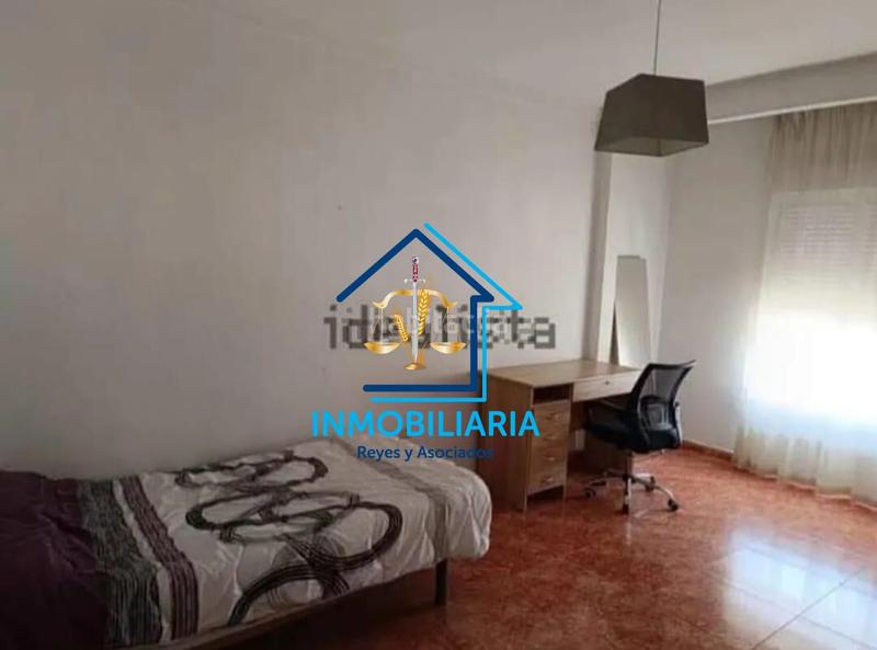 Foto a622b56e-a204-42f2-9a86-c81b30470027. Miete etagenwohnung in Ciudad Jardín - Zoco Córdoba