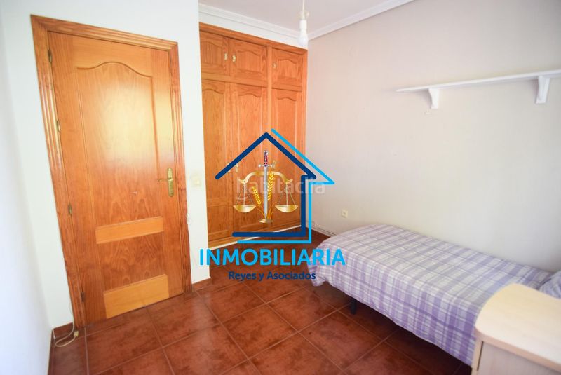 Foto 17cb2588-5b31-475e-bb96-f37499030c65. Pis amb aparcament a El Higuerón Córdoba