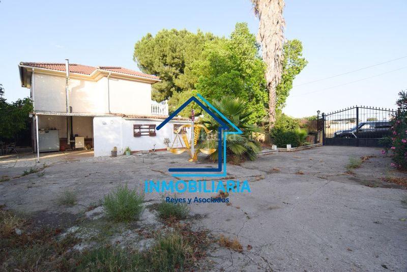 Foto 1baa8145-4f02-40f2-bbb0-f84a3dfd1e40. Pis amb aparcament a El Higuerón Córdoba