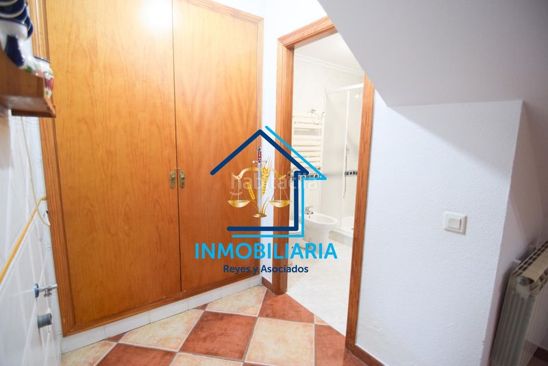 Foto 1fe04839-e6a0-46e7-8a72-40cb9013ab17. Pis amb aparcament a El Higuerón Córdoba